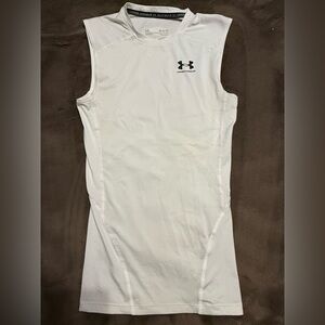 Under Armour. Men’s white under shirt. Size small